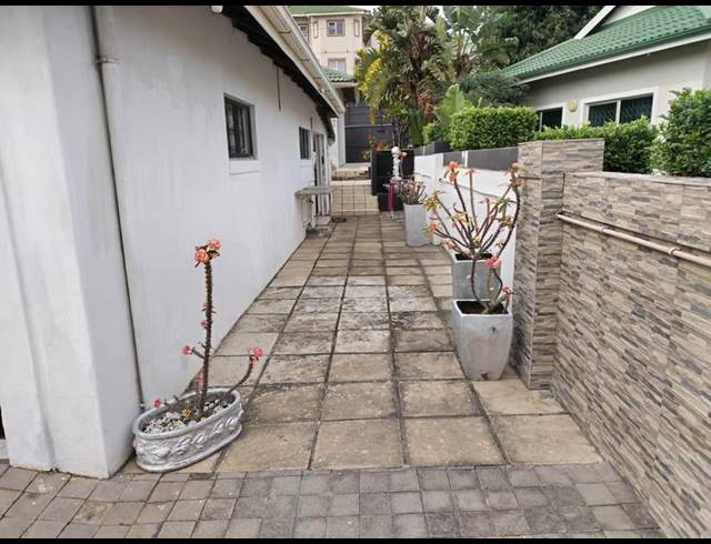 4 BEDROOM HOUSE FOR SALE IN SOMERSET PARK